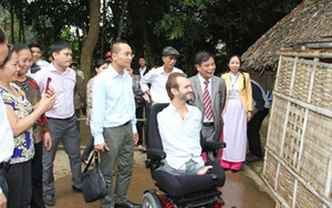 Nick Vujicic diễn thuyết tại xứ Nghệ